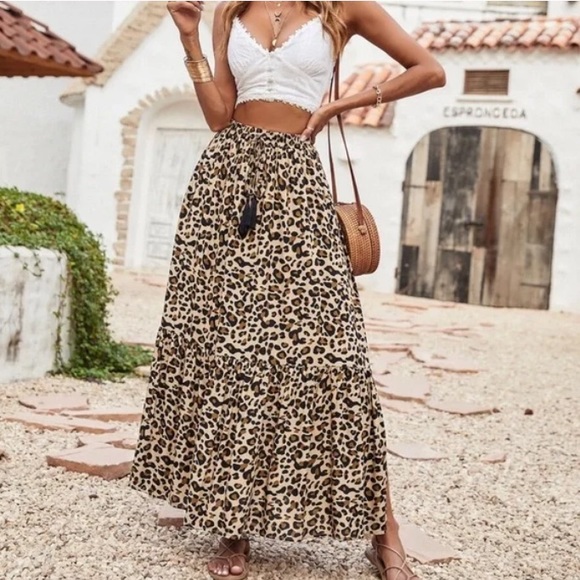 Boho leopard print tassel maxi skirt - Picture 2 of 9